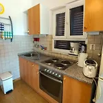 Appartamento With Parking Space Barbat, Rab - 22098 *