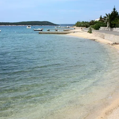 With Parking Space Barbat, Rab - 22098 Daire Rab Town