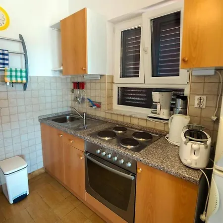 Daire With Parking Space Barbat, Rab - 22098 *