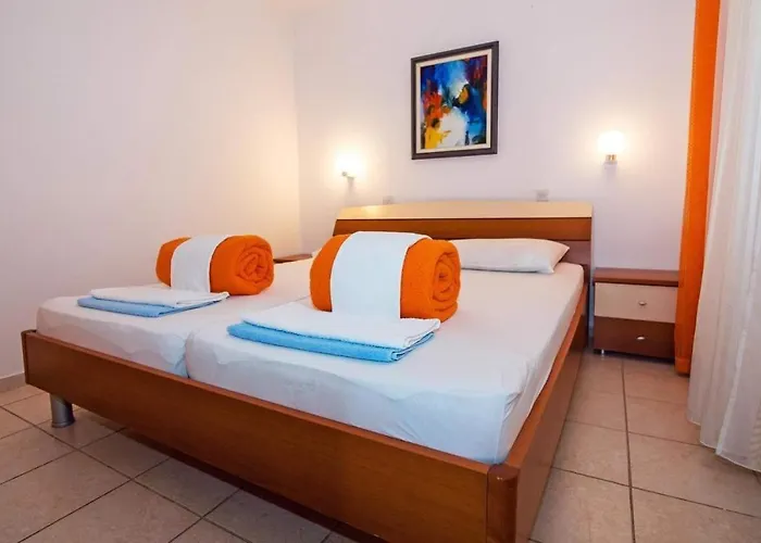With Parking Space Barbat, Rab - 22098 Apartment
